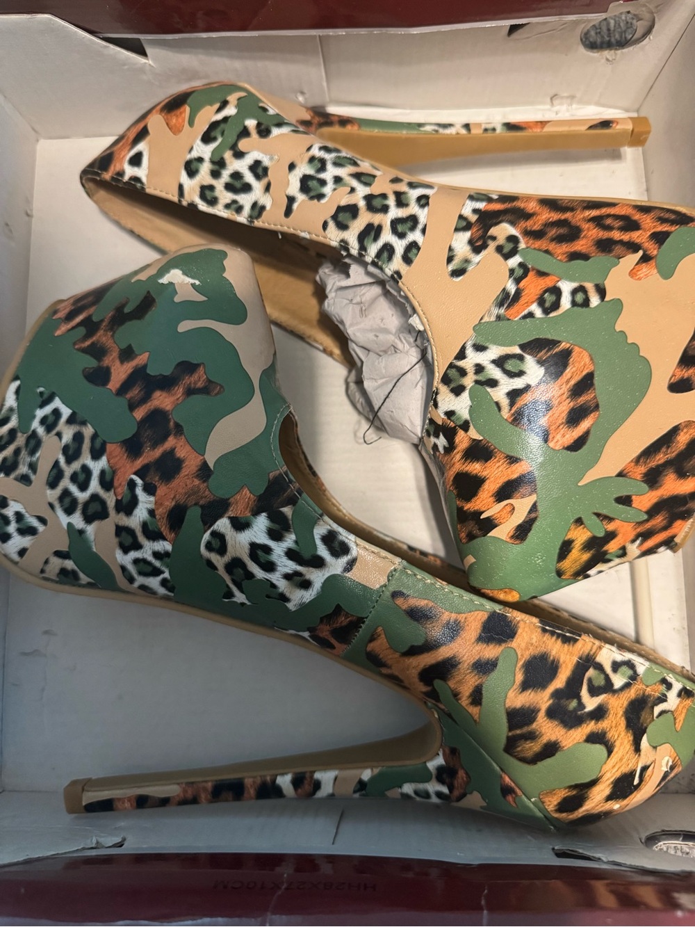 Lilliana Leopard & Camouflage Pointed-Toe Stiletto Heels in Green and‎ Tan